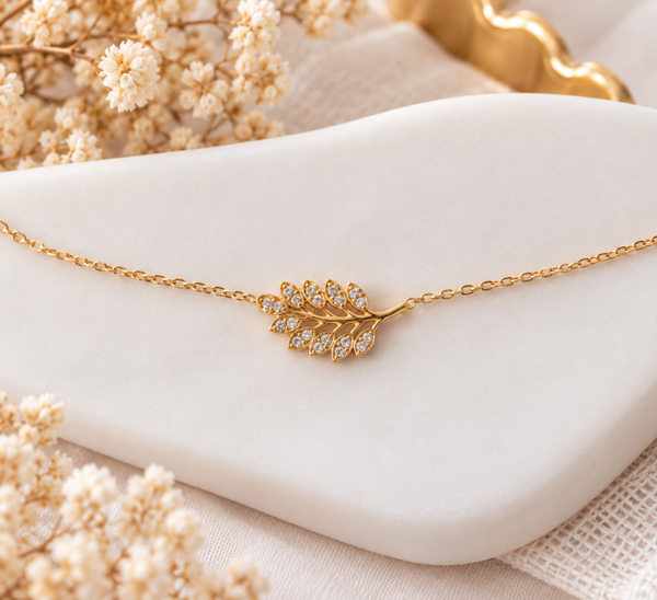 Collier doré Feuille Scintillante