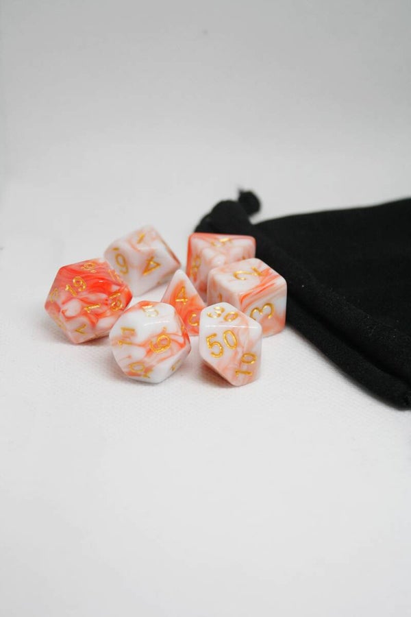 7 stuks dobbelsteen set "Cloudy Peaches"