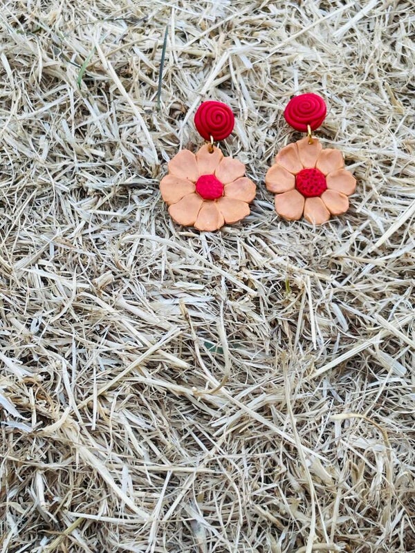Floral hanging earrings