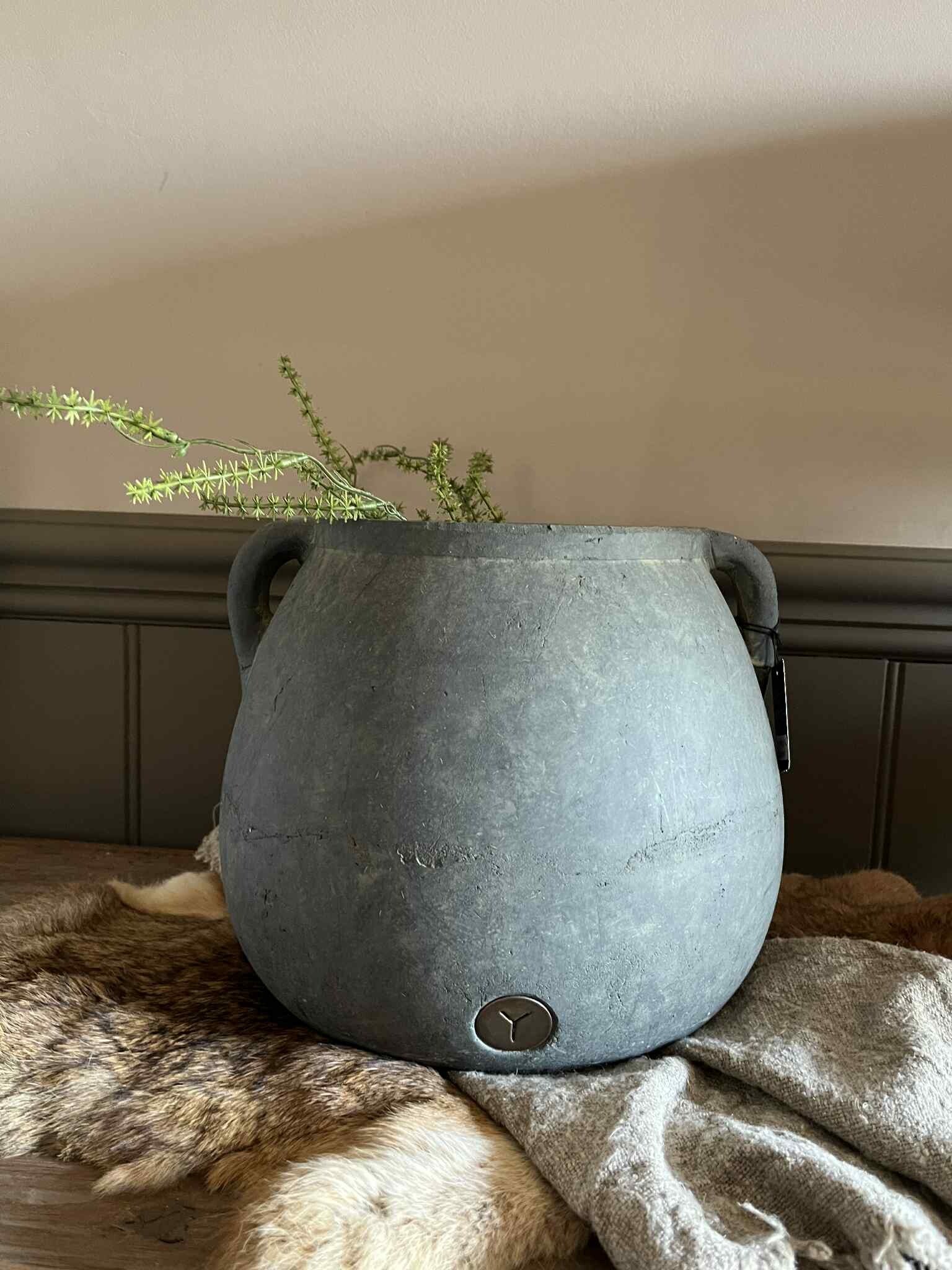 Planter - Boost with Two Ears - Majestic Vintage