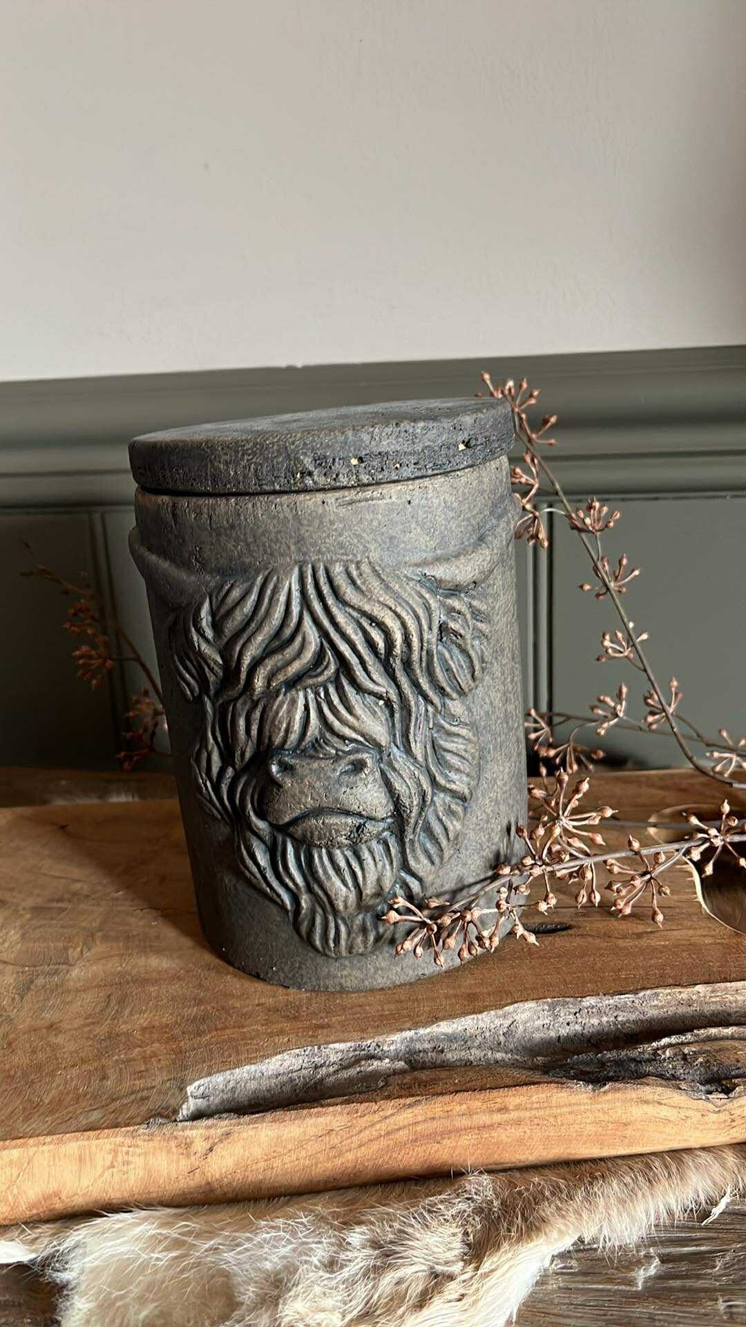 MB - Pot met deksel - Hooglander - M