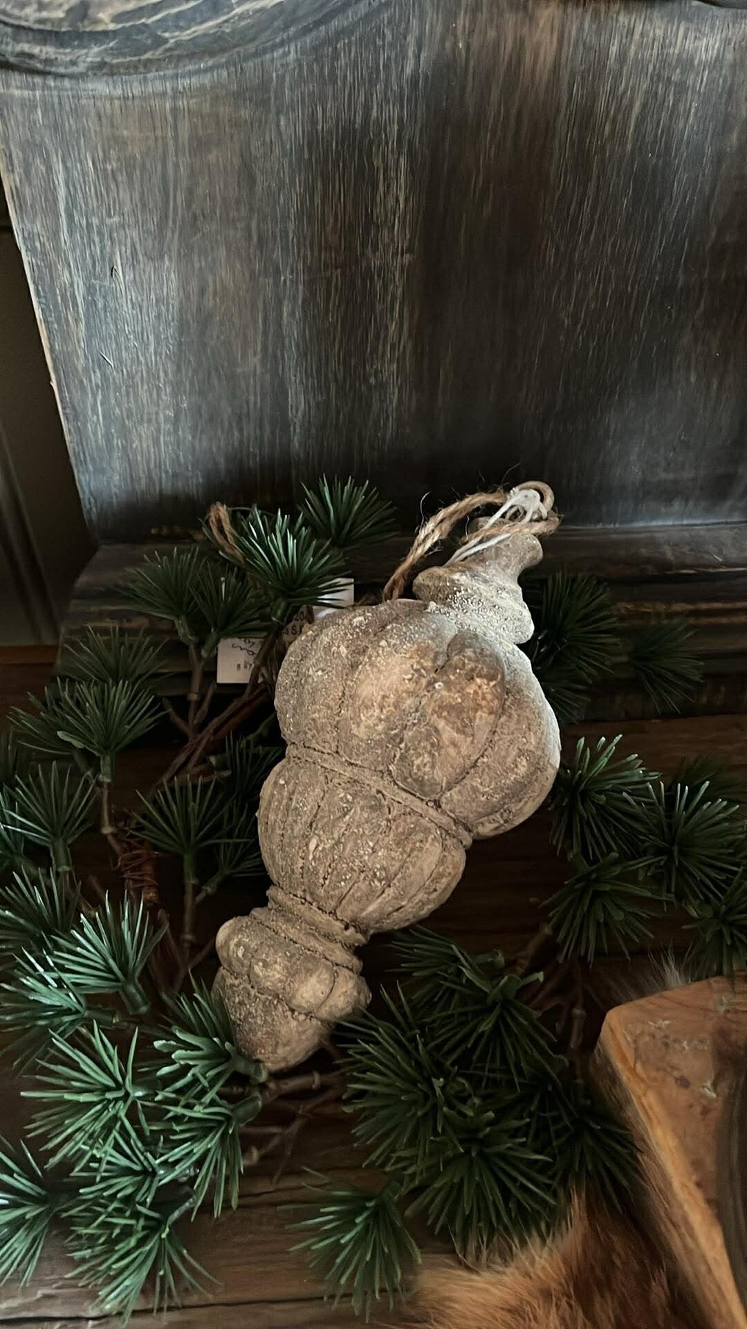 Ornament - Vivid - S