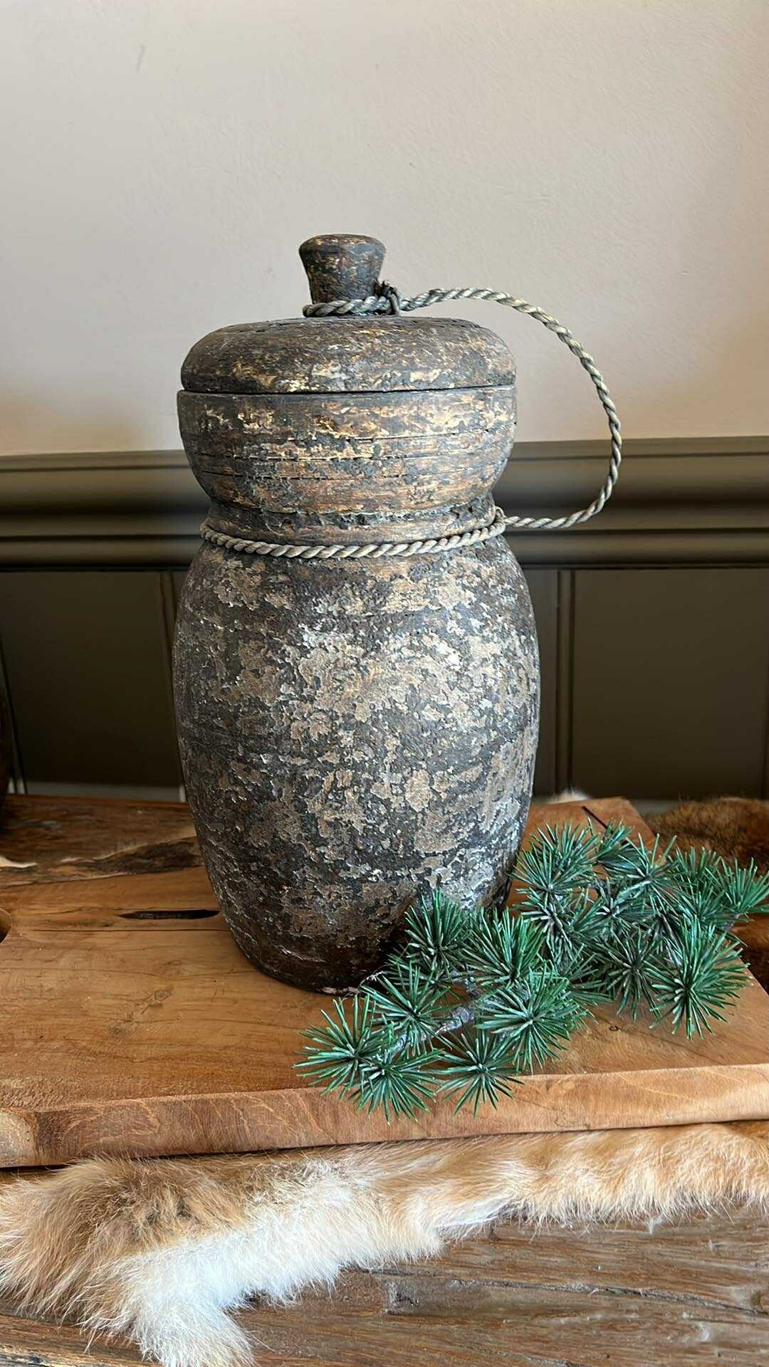 Houten pot met deksel - Nr. 28