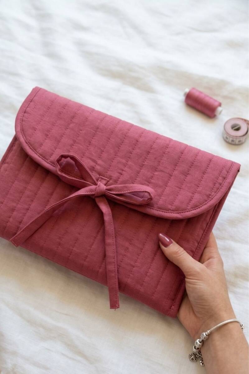 Gewatteerde laptophoes naaien, voor beginners, met gratis naaipatroon