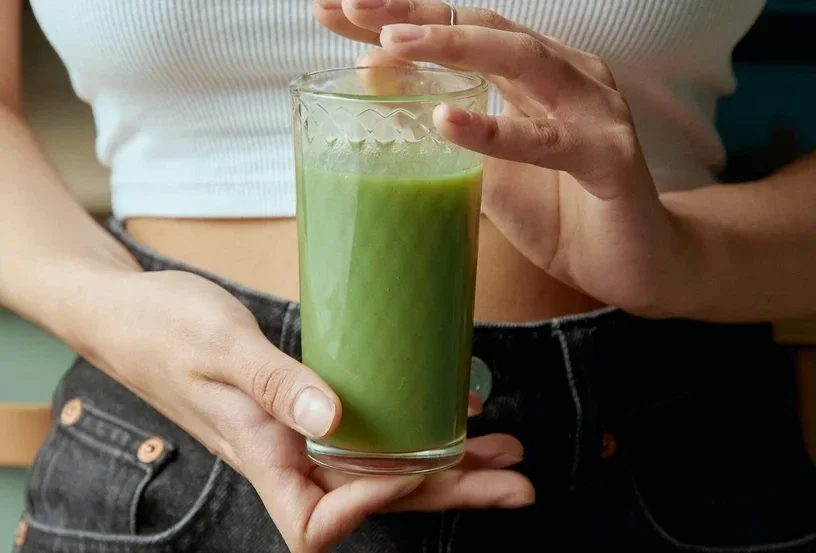 Krijg meer energie met de bleekselderij sap van medical mediium. Gluten, zuivel, ei en sojavrije recepten voor Medical Medium. Je kunt filteren op vegan, raw, 369 en vrij van vet, ferment, granen, peulvruchten en meer.