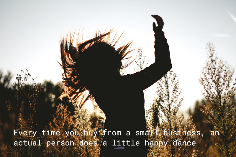 New Angels webshop voor duurzame kleding voor dames. Sustainable fashion from New Angels Eco fashion. Every time you buy from a small business, an actual person does a little happy dance. koop bij kleine bedrijven, support your locals. buy local. duurzame