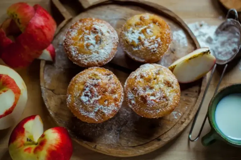 Appel kaneel muffin recept lactosevrij en glutenvrij. zonder lactose, zonder gluten en super lekker! trakteer muffins, of als tussendoortje.  Appel muffins zelfrijzend bakmeel Appel kaneel muffins gezond Appel kaneel Muffins Jumbo Appel, kaneel muffins 