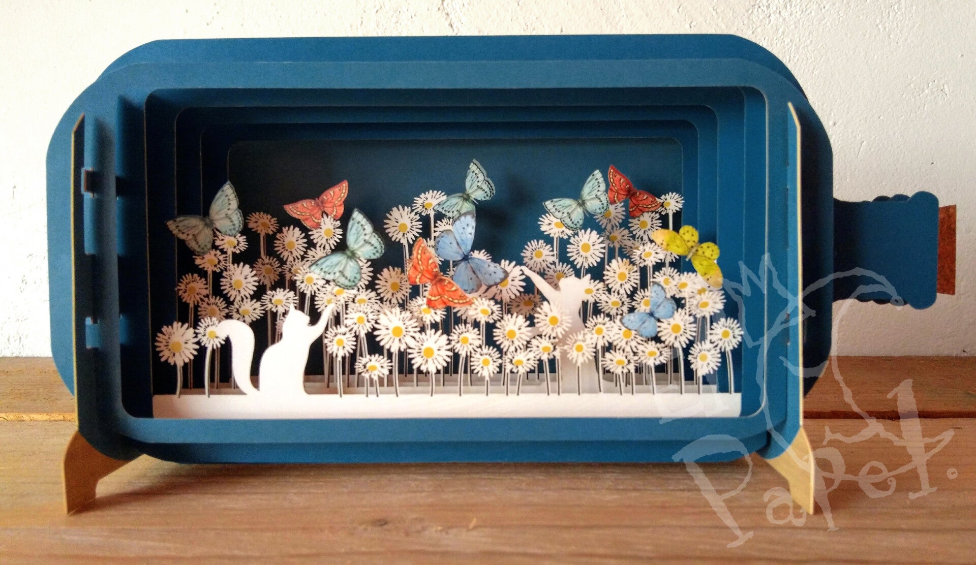 Message in a bottle `Katten en vlinders`