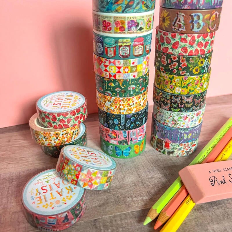 Rolletjes of sets washi tape voor je post, art journalling of het inpakken van cadeau's.