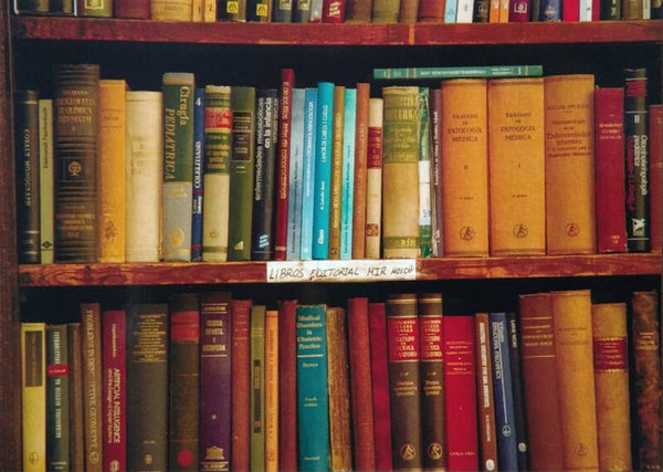 Ansichtkaart 'Spaanse boekenkast'