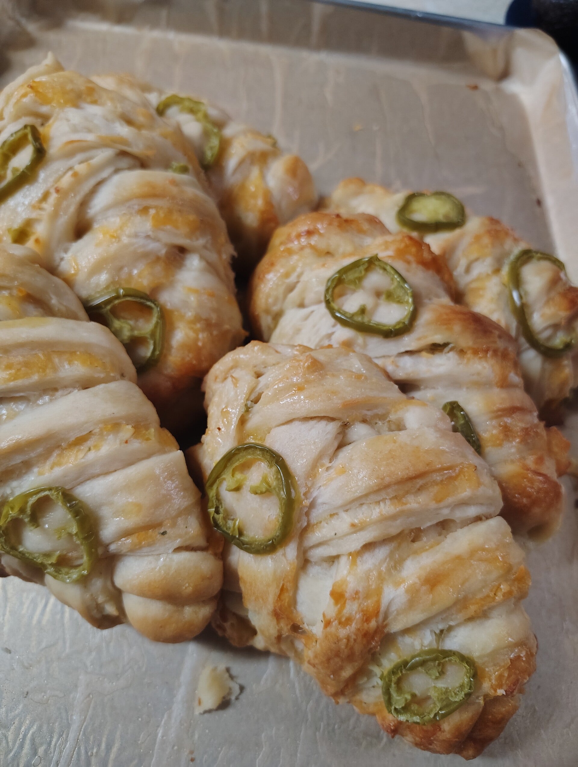 Cheesy Jalapeno Rolls