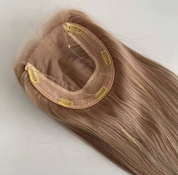 Silk top topper with halo wire