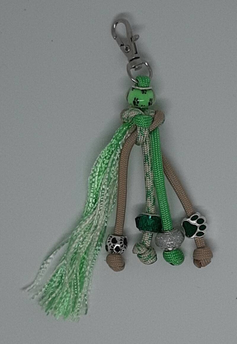 Hangertje aan de halsband of lijn
