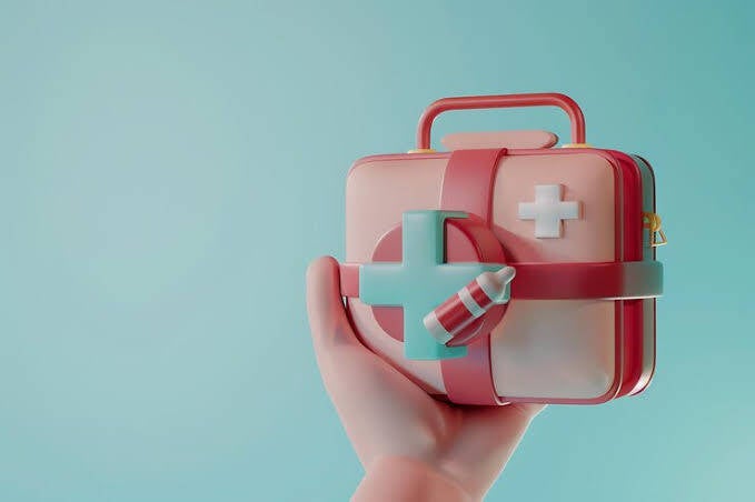 first-aid-kits-artistic-standard.jpg