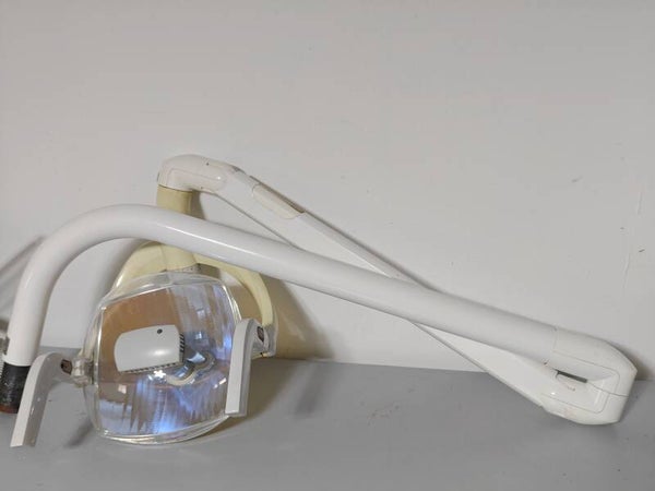 scialytique Fauteuil dentaire CEFLA venus plus