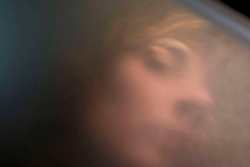 Marion_van_Delst_Floating