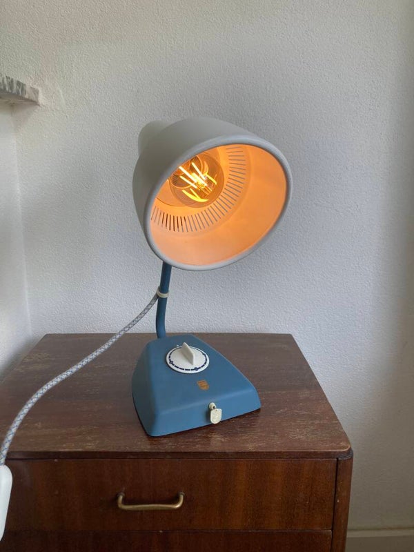 Philips design tafellamp – Dimbaar– Charlotte Perriand