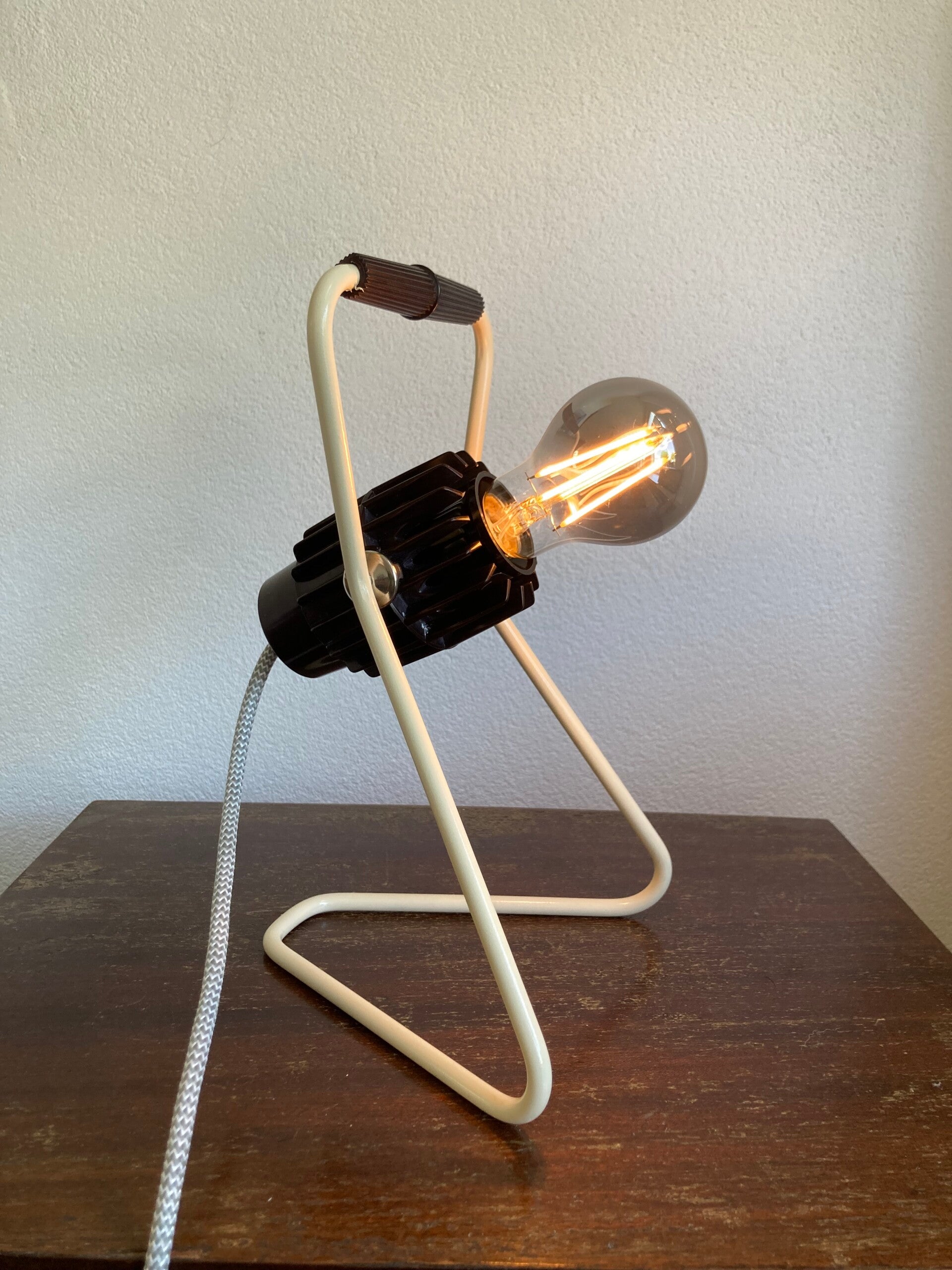 Philips bakeliet tafellamp - dimbaar - Charlotte Perriand