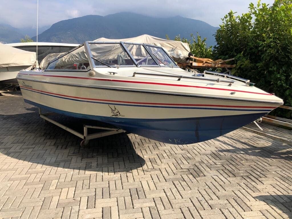 Riparazione barche como