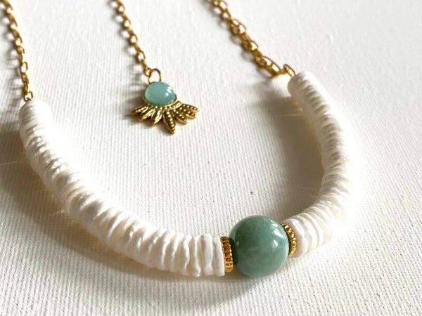 COLLIER MIA