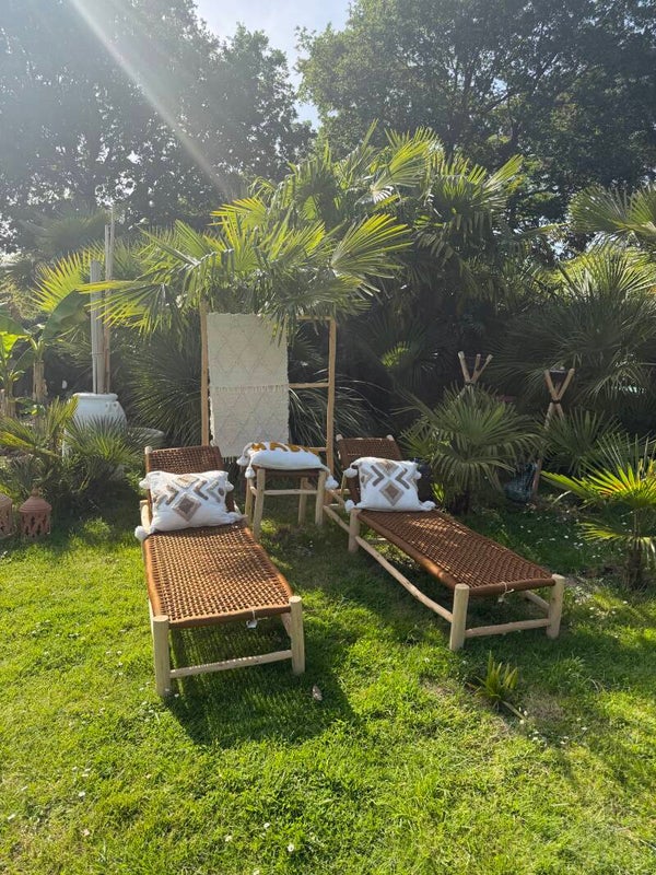 CHAISE LONGUE