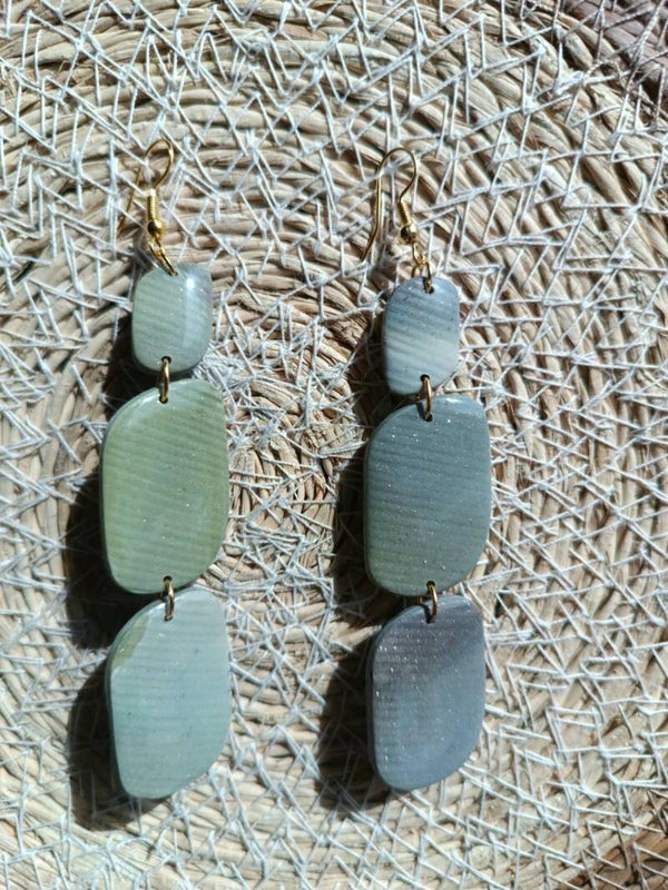 CAMOUFLAGE
