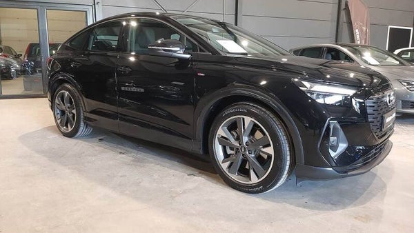 Audi Q4 e-tron '40' S-Line Sportback Black Edition