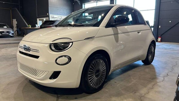 Fiat 500 1.0 Hybrid Icon (Ice White Pastel)