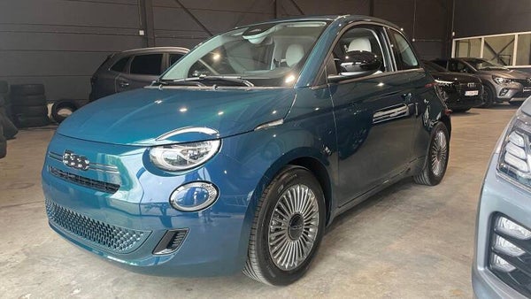 Fiat 500 1.0 Hybrid Icon (Ocean Green Metallic)