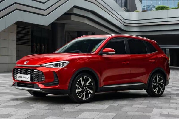 MG ZS 1.5 Hybrid+ Luxury - Diamond red - Nieuw!