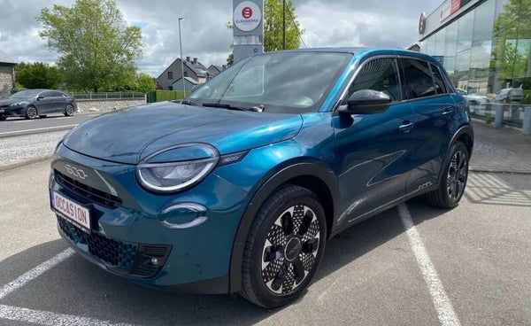 Fiat 600 1.2 Turbo Hybrid 'La Prima' DCT