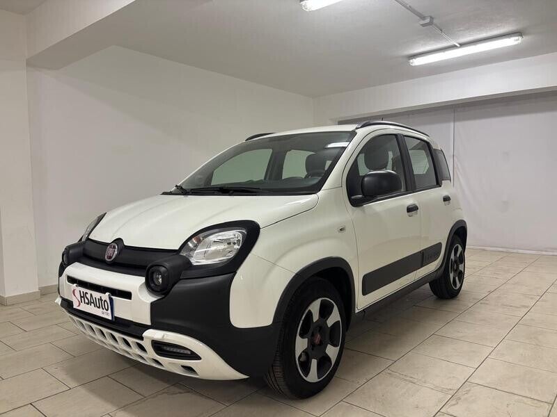 Fiat Panda 2020 5P BERLINA 1.0 70CV SeS HYBRID E6D-T CITY CROSS
