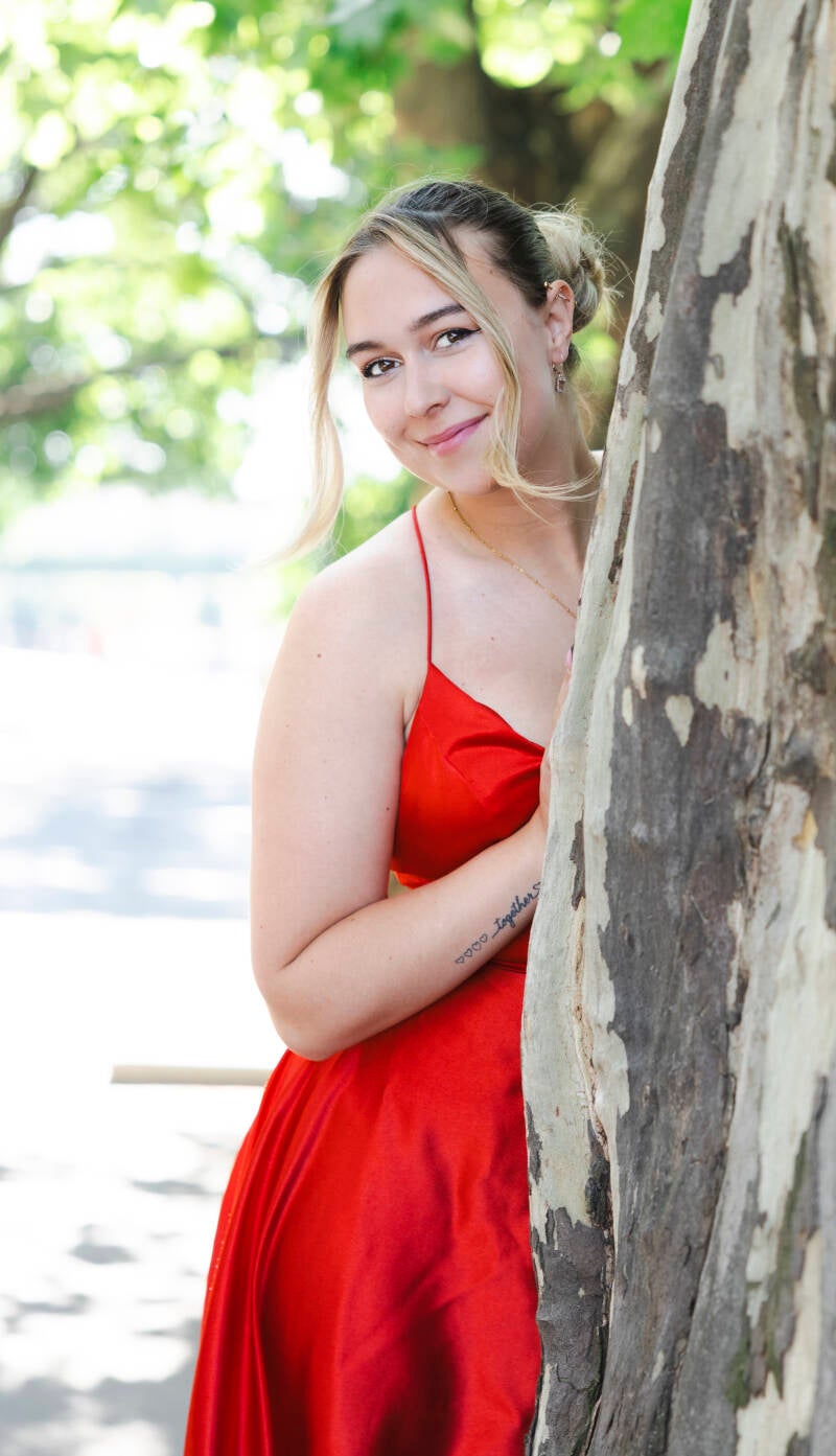 julia-kuba-b-18-standard-xmeiu3.jpg