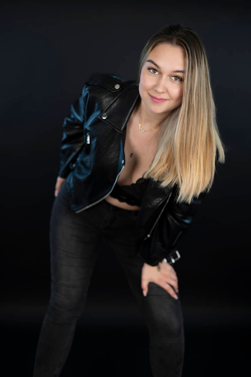 julia-kuba-b-43-standard.jpg