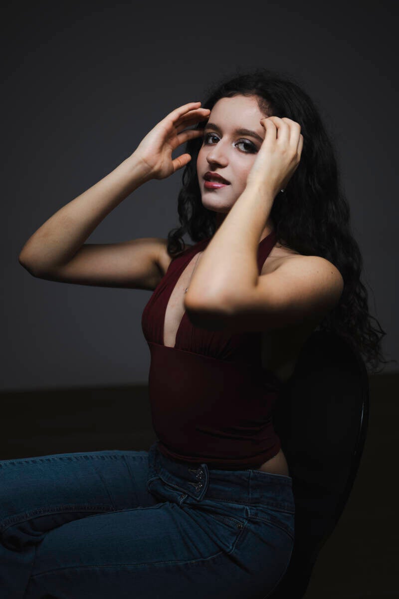 julia-kuba-b-standard-kqbzf7.jpg