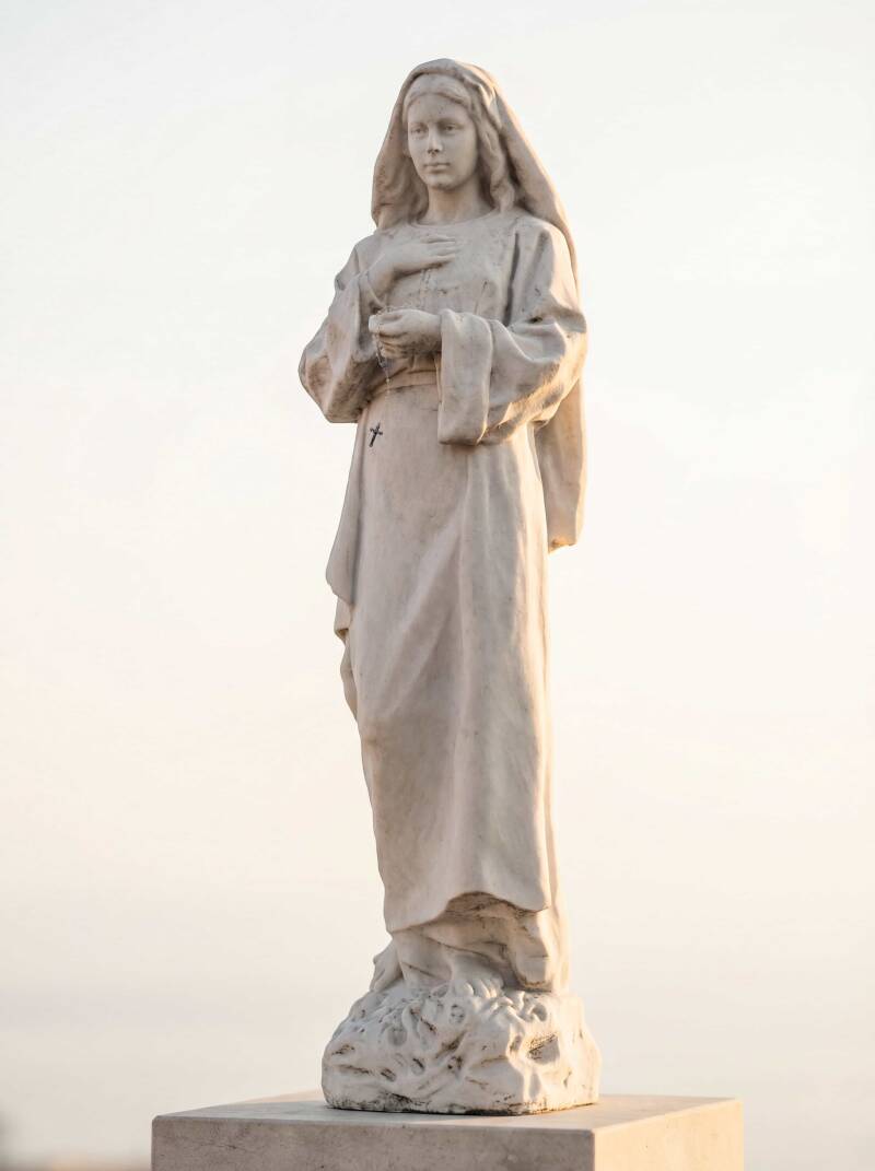 Statua dell'Immacolata Concezione della Fonte Acqua Donzella, Parrocchia Regina Pacis, Velletri (RM)