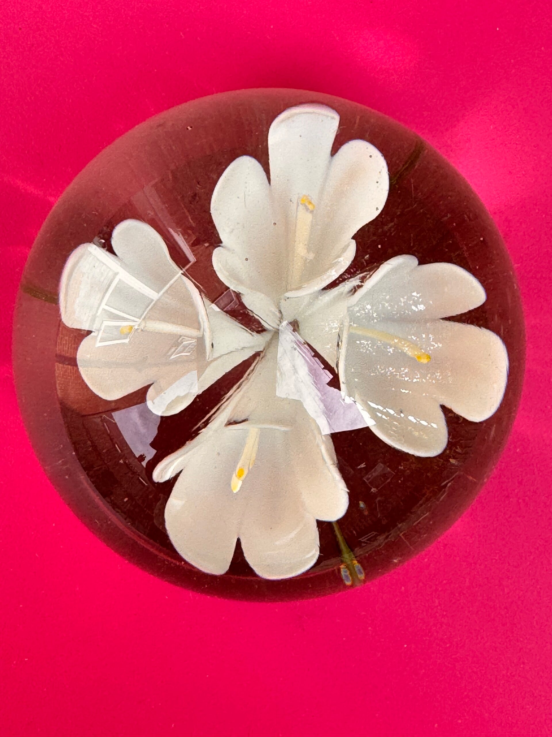 Vintage Handcrafted Art Glass Paperweight – White Blossom / Lily Design