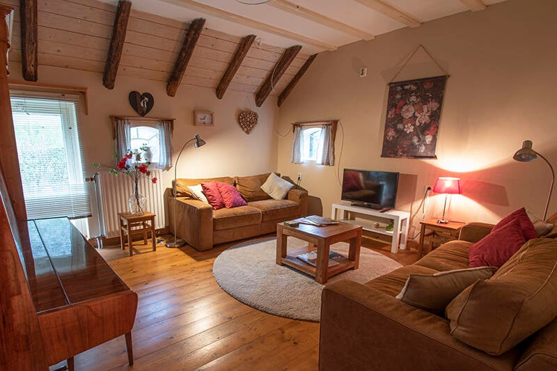 Zitkamer B&B / vakantiehuisje Logement Onder de pannen Ruinerwold. Drenthe