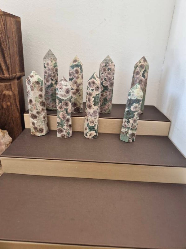Bloem rhyoliet / groene bloem jaspis / sakura bloem jaspis toren