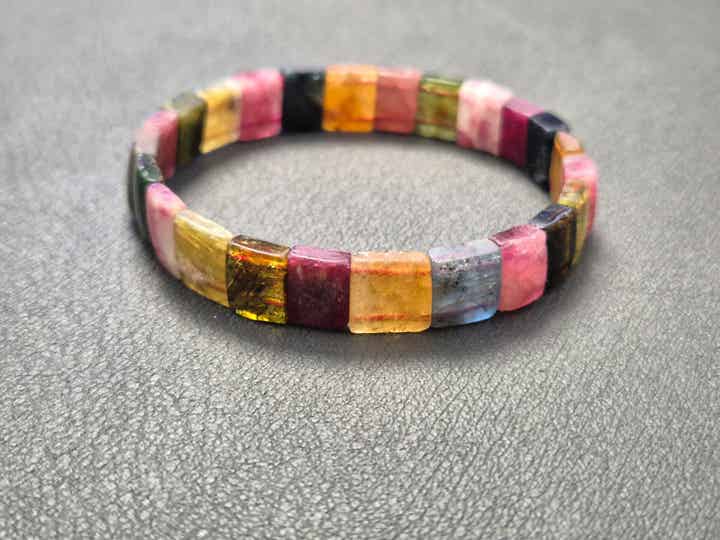 Toermalijn regenboog soft bangle (10 mm)