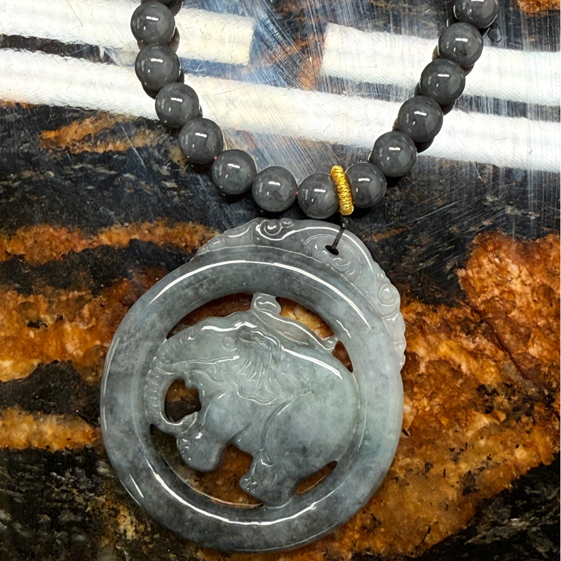 Wuji jadeiet ketting met olifant