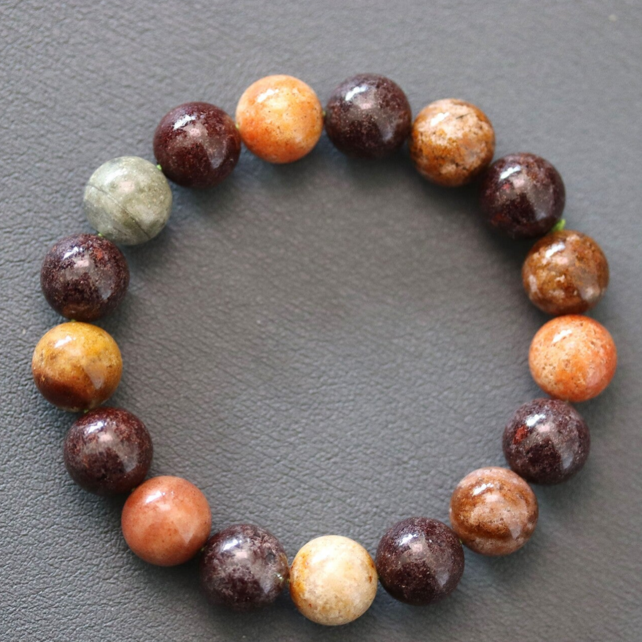 Lodoliet / garden quartz kleurriik armband 12 mm