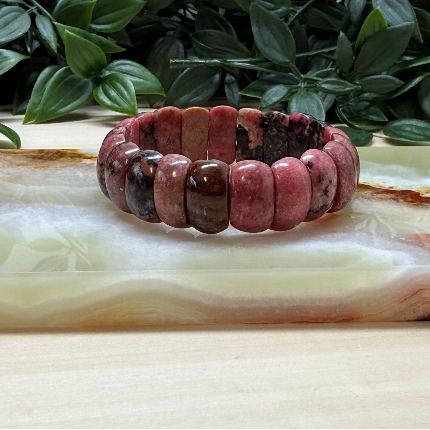 Rhodoniet soft bangle