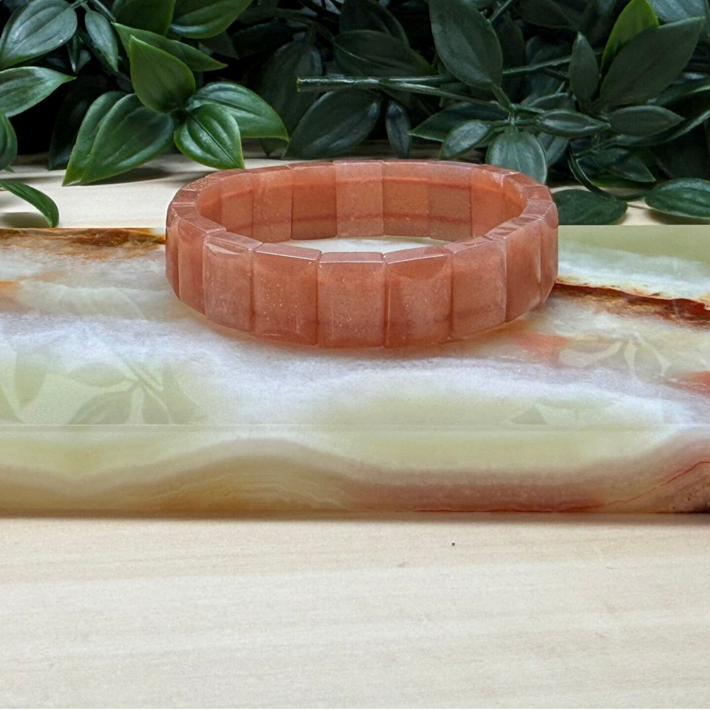 Perzik maansteen soft bangle