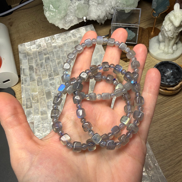 Labradoriet armband vierkantjes 7 mm