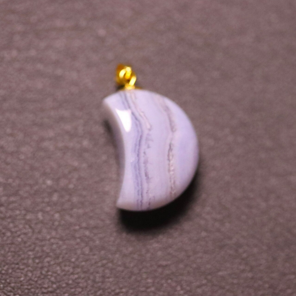 Blue lace agaat maan 1