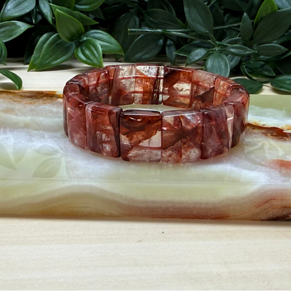 Armband / soft bangle van vuurkwarts / fire quartz