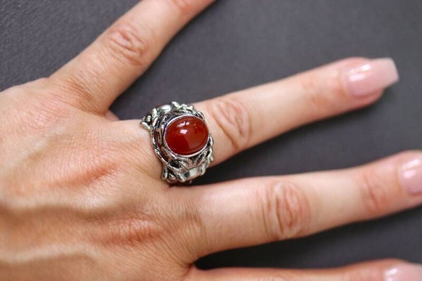 Carneool ring Medusa