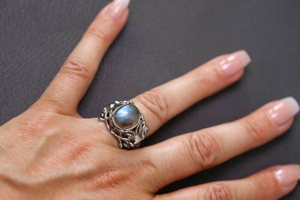 Labradoriet ring Medusa