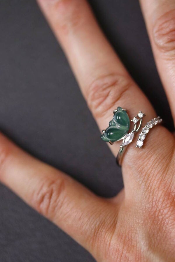 Nefriet ring vlinder